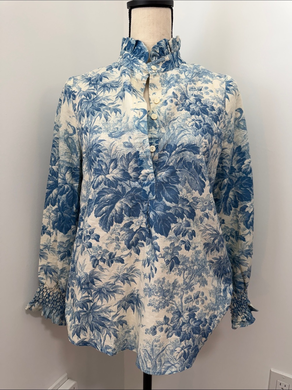 Hyacinth House Tuckernuck Misty Blue Toile Tegan Popover.  Sz Small - Picture 4 of 15